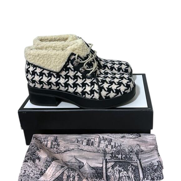 Gucci Shearling Houndstooth Ankle Boots Black White 39 - Picture 1 of 6